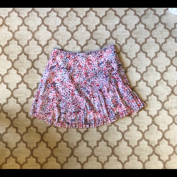 Banana republic skirt size 2 - Picture 2 of 3